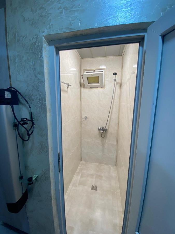 Apartment Studio Maksim Batumi Eksteriør bilde